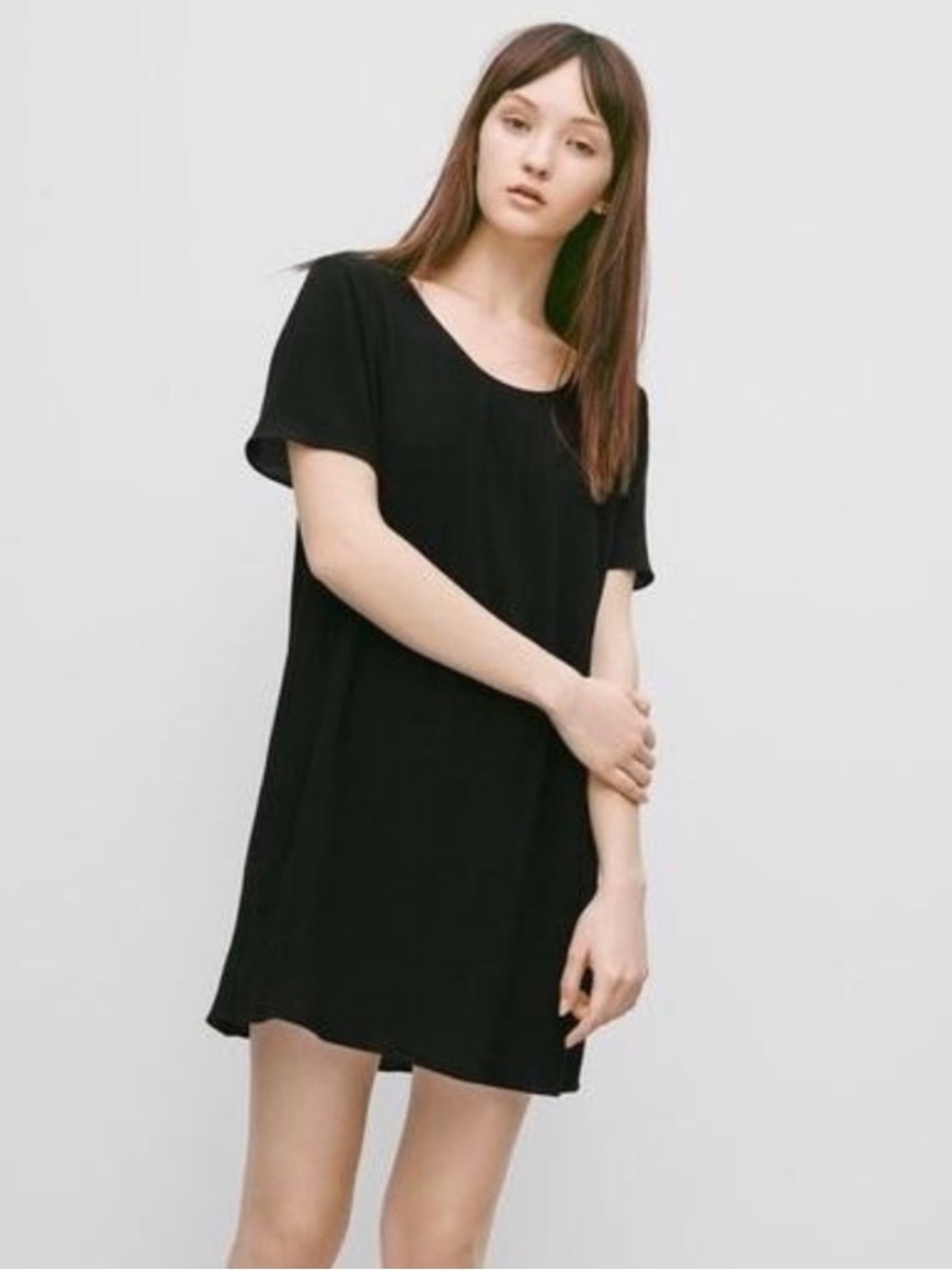 Aritzia Wilfred Free Teigan dress black short sleeve mini t-shirt medium casual